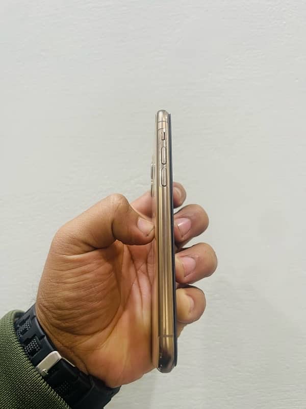 iphone 11 pro 256 GB dual Approved 2