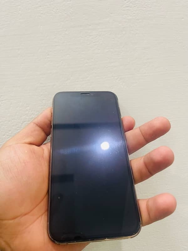 iphone 11 pro 256 GB dual Approved 3