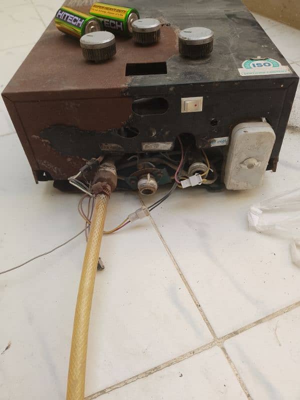 Instant Geysor perfectly working 4