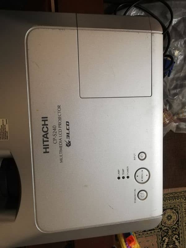 Hitachi Projector 1