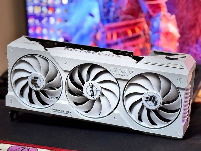 Rtx 4070ti super asus tuf white oc edition 1