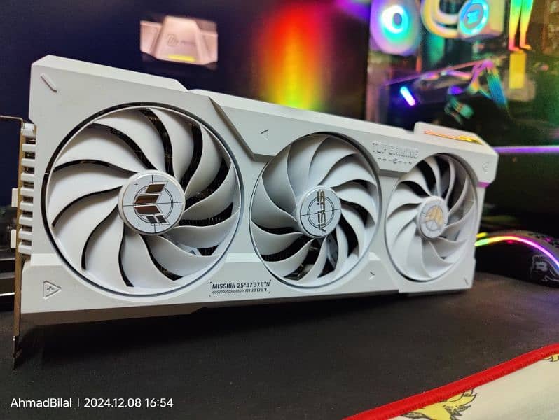 Rtx 4070ti super asus tuf white oc edition 13