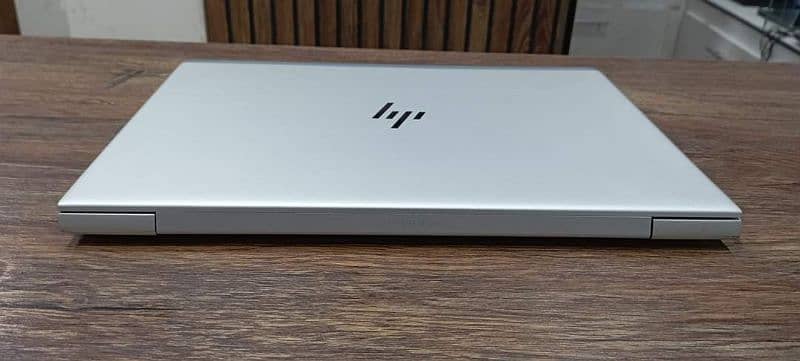 Hp EliteBook Core-i7 8th Gen with Hp New Logo 1