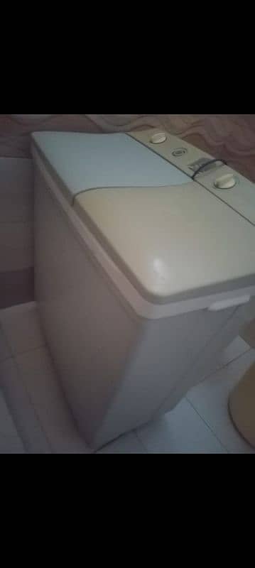 hair Washing Machine. 4