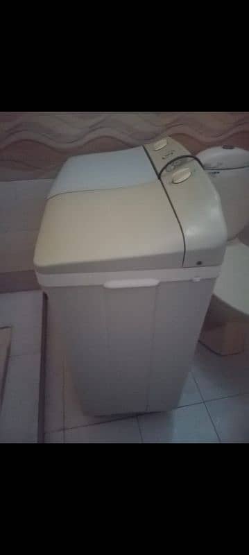 hair Washing Machine. 5