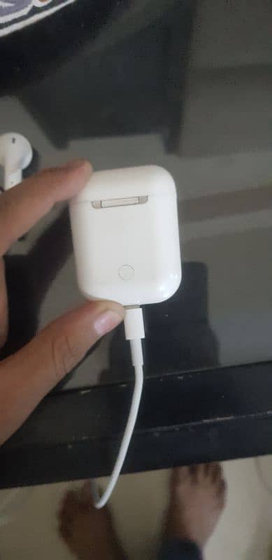 i15 airpods 4