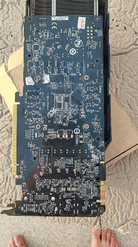 GPU GTX 1070 8gb gigabyte 4