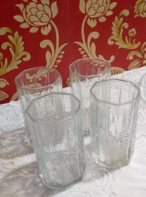 Crystal glasses with custard set 6