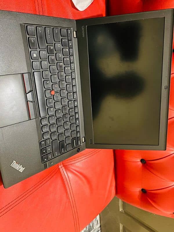 Lenevo Laptop 16 GB ram 256 Sssd 4