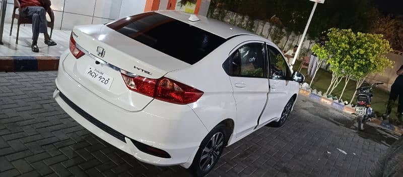 Honda City IVTEC 2022 4