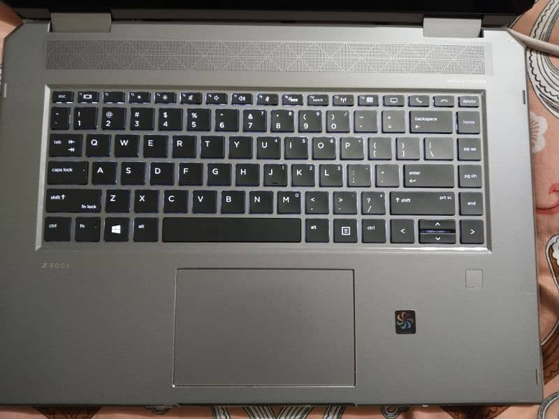 HP zbook studio G5 8