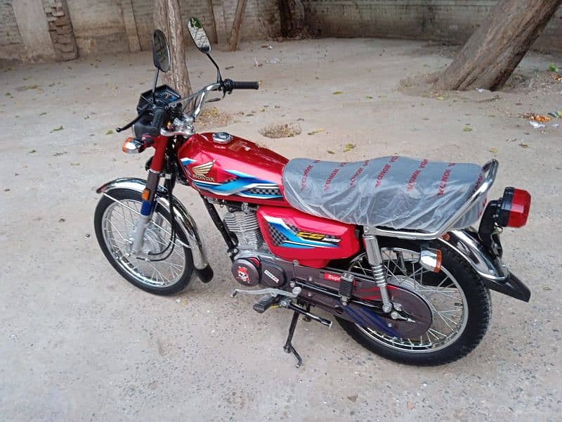 HONDA CG 125 FOR SALE PESHAWAR RIJESTER 2024 MODAL 2