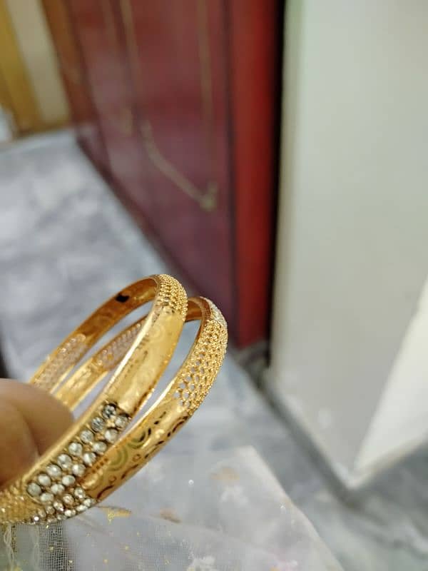 gold plated bangles 4