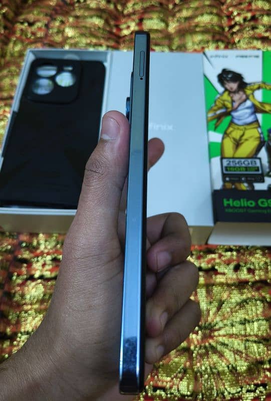 Infinix Hot 40 Pro With Box 2