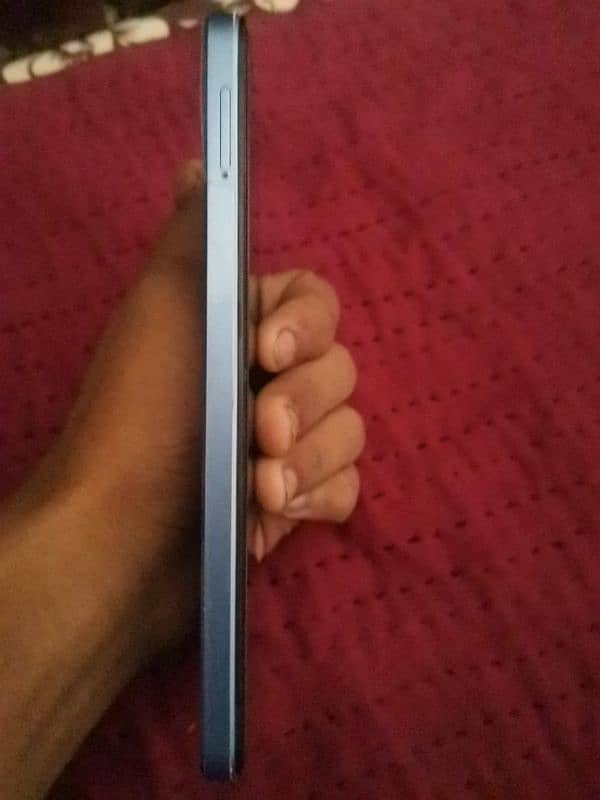 vivo y02t he iski RAM he 4+4 ROM 64gb box he all ok he 5