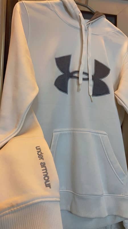 Under Armour original hoodie 1