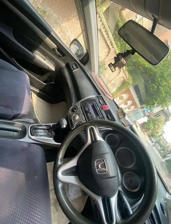 Honda City IVTEC 2010 automatic 1.3 7