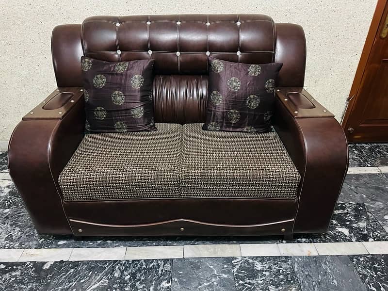 sofa set available for immediate delivery 1