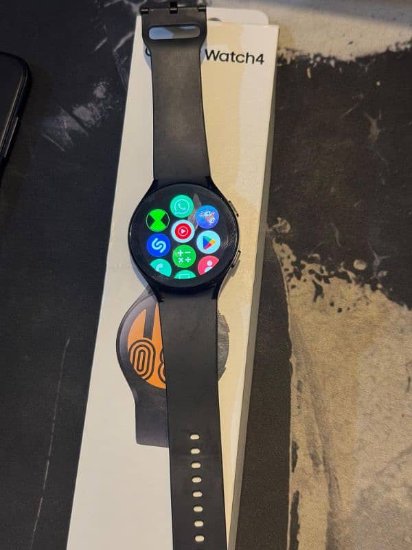 Samsung Galaxy Watch 4 2