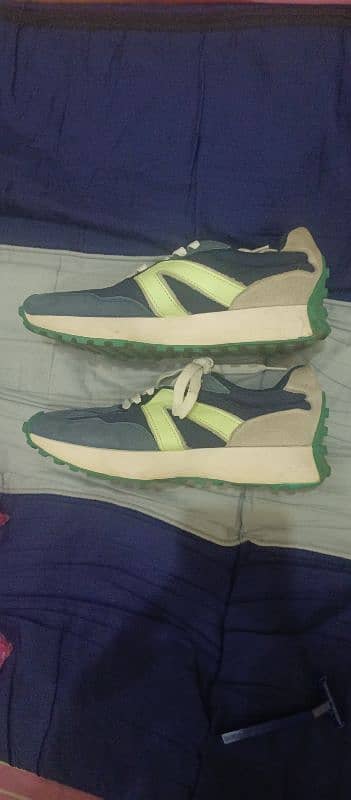 shoes for. sale 0