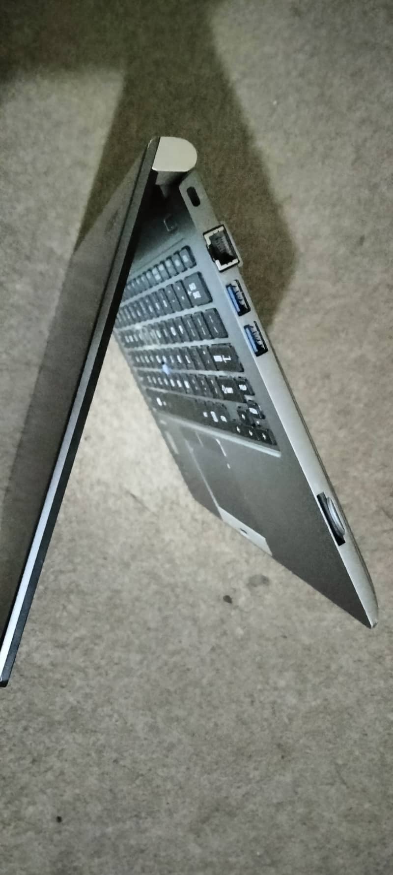 Laptop for sale Toshiba 2