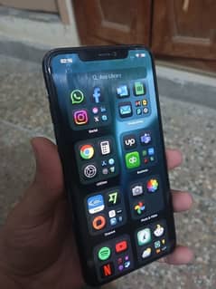 IPHONE 11 PRO MAX 9/10 64GB JV