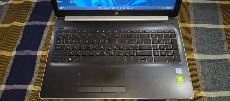 hp laptop i5-8th gen 15-da0059ne 6