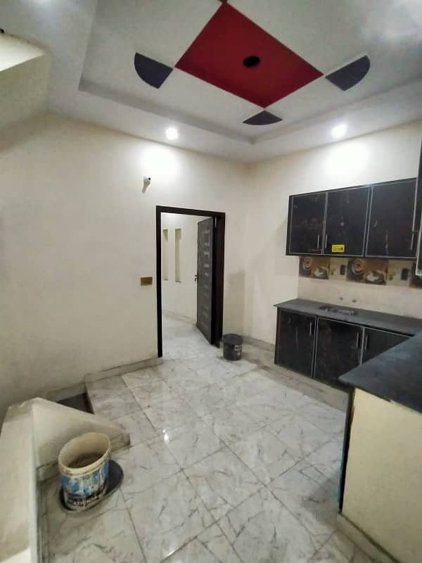 6 Marla double storey House for rent shalimar colony Multan 2