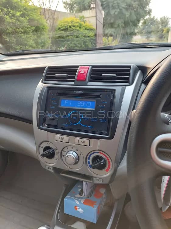 Honda City IVTEC 2019 only 26000 Mileage 6