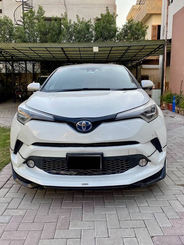 Toyota C-HR 2017 0