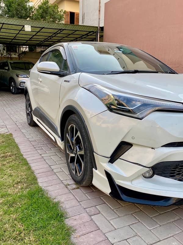 Toyota C-HR 2017 3