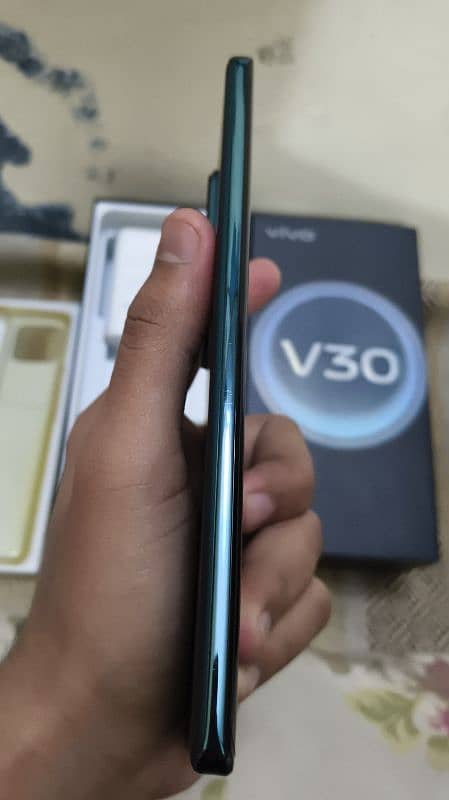 Vivo V30 5g With Complete Box 2