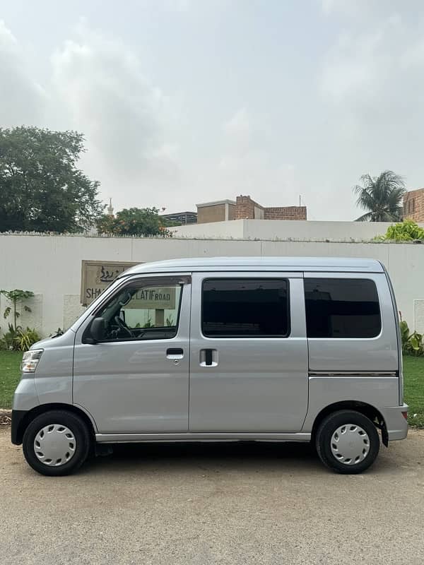 Daihatsu Hijet DX SAIII GRADE 4 FRESH 12