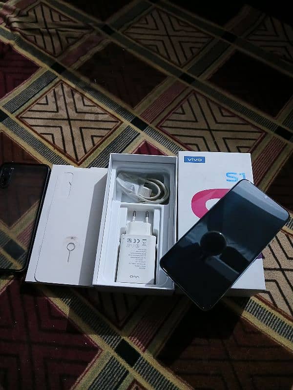 vivo s1 4gbram 128gbrom just like new 2