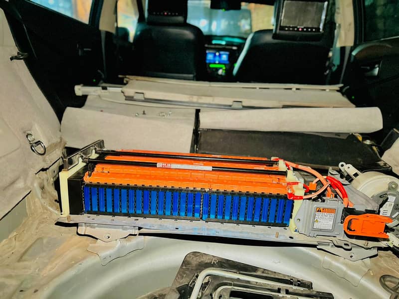 Hybrids batteries and ABS ,Toyota Prius , Aqua,Axio Hybrid Cell 15