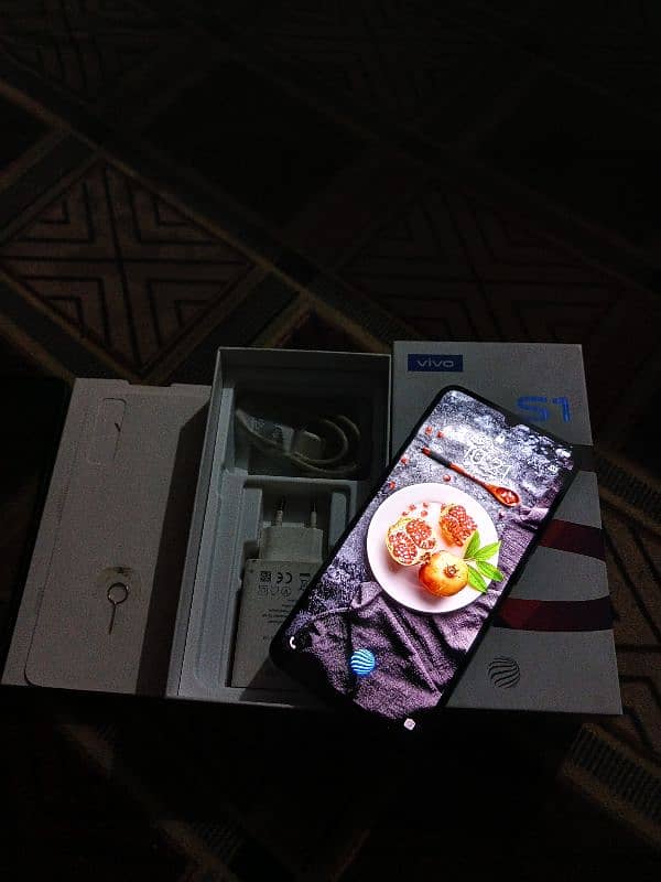 vivo s1 4gbram 128gbrom just like new 8