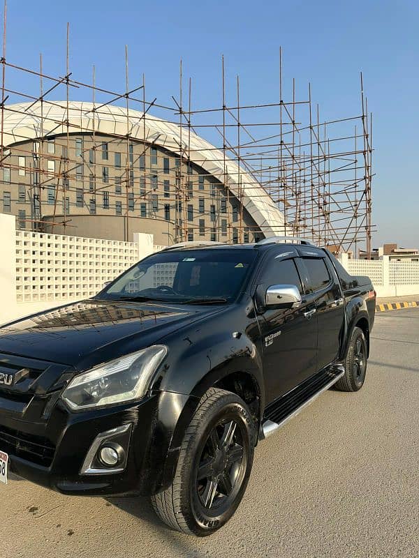 Isuzu D-Max 2019 4