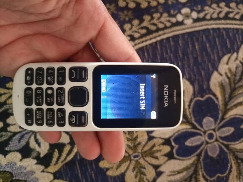 Nokia 100 5