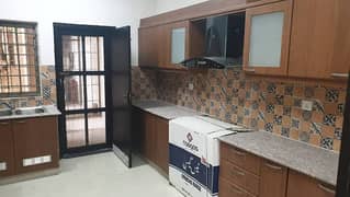 Askari 5 - Sector E Is Available 2600 Square Feet Flat