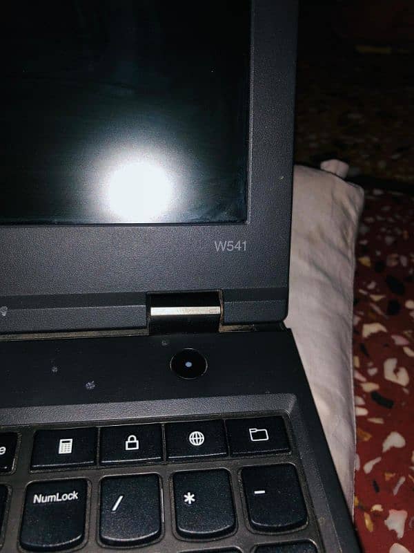 Lenovo Laptop W541 10