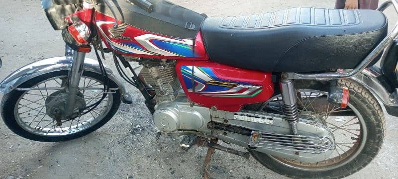 honda 125 2022 karachi number 1