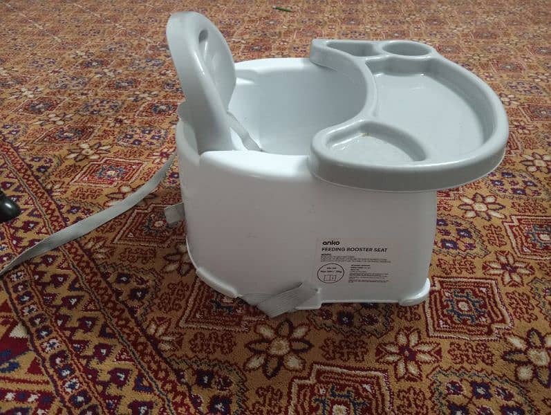 Baby Feeding booster seat 1