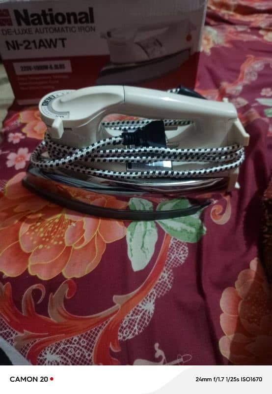 unused iron he bilkul mint condition he 4