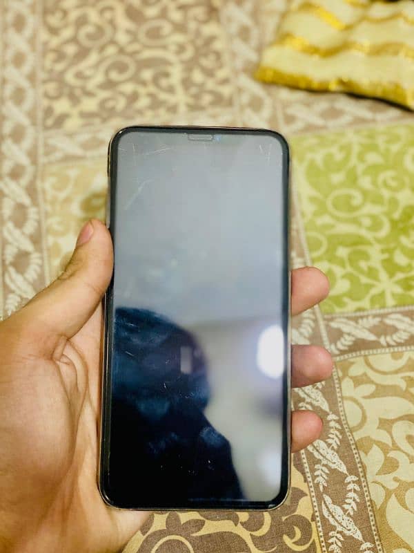 Iphone 11 pro max Dual physical pta 4