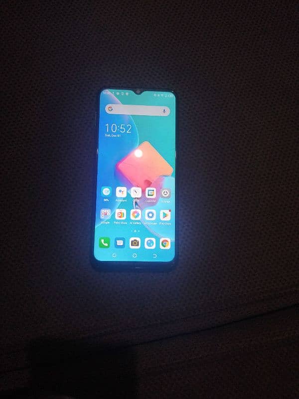 Tecno Spark 8c 0