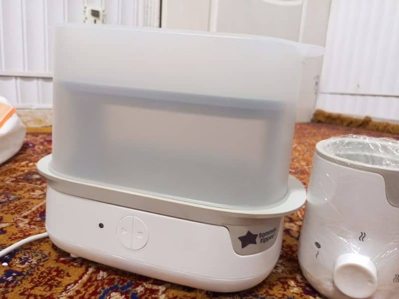 Tommee Tippee Warmer and Sterilizer 1