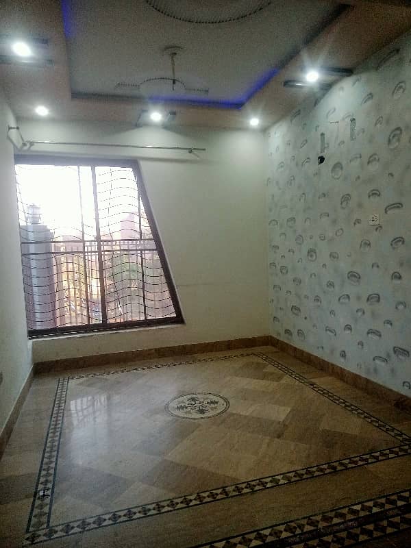 5 Marla Lower Portion For Rent in sabzazar scheme In Hot location For small Family  fori Rabta keray 3