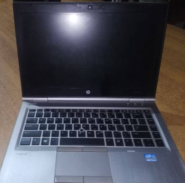 Hp Elitebook 8470p l Core i5 3rd gen l 4gb 500 gb 4