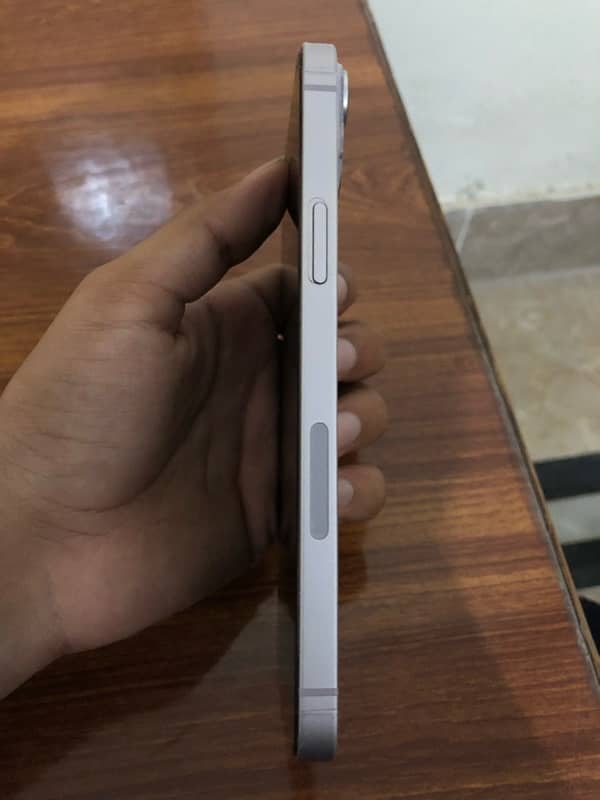 IPhone 14Plus 128gb JV 3