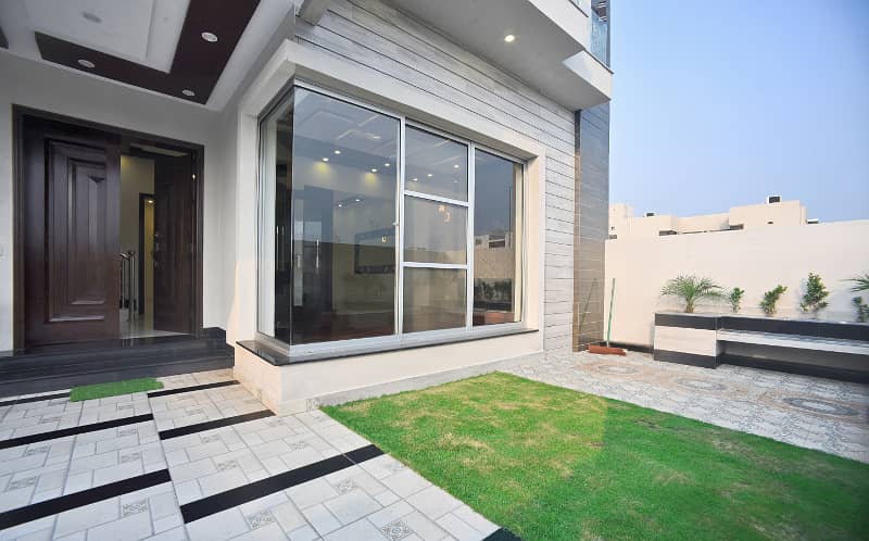 3 Years Used 10 Marla Well Maintained Modern House For Sale 1